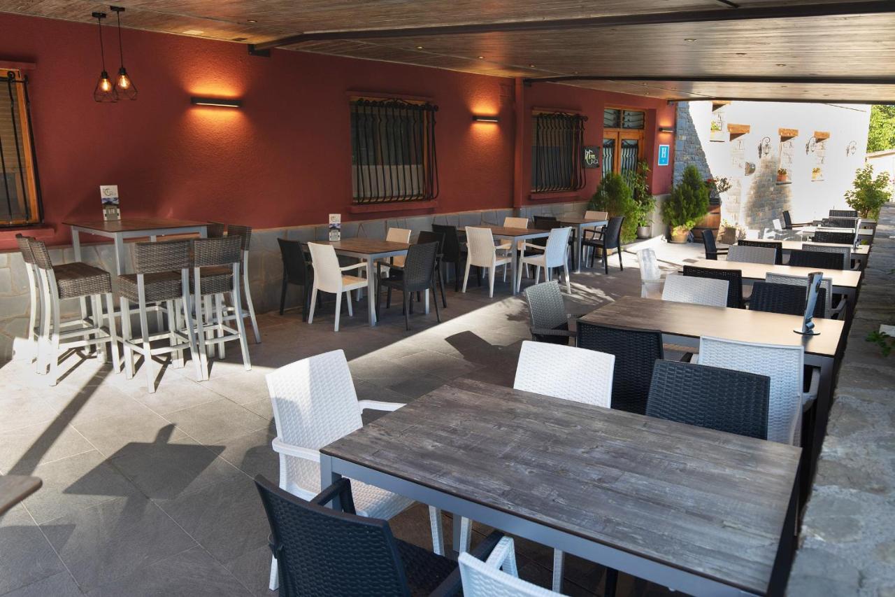 Hotel Cinca Escalona Екстериор снимка
